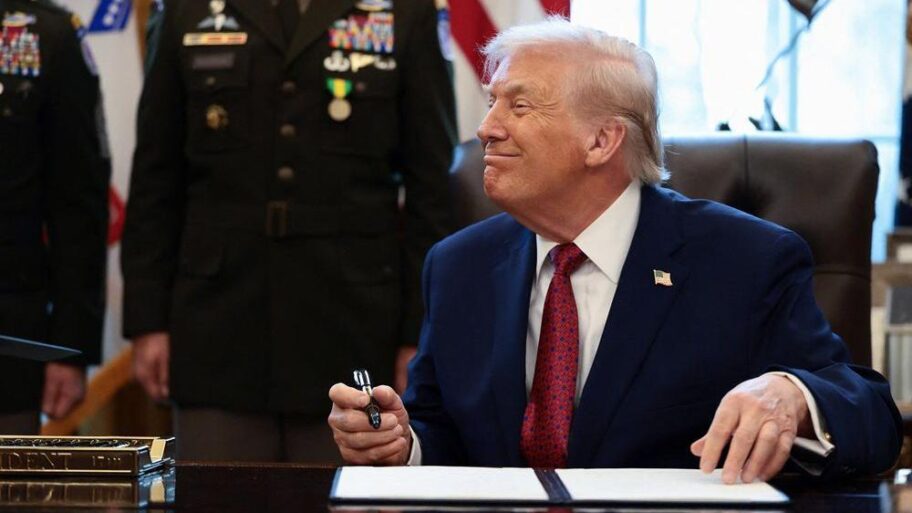 Tramp tužio BBC, traži pet milijardi dolara 9 0ab62dd0 da47 11f0 a5de 9314ffef9cef