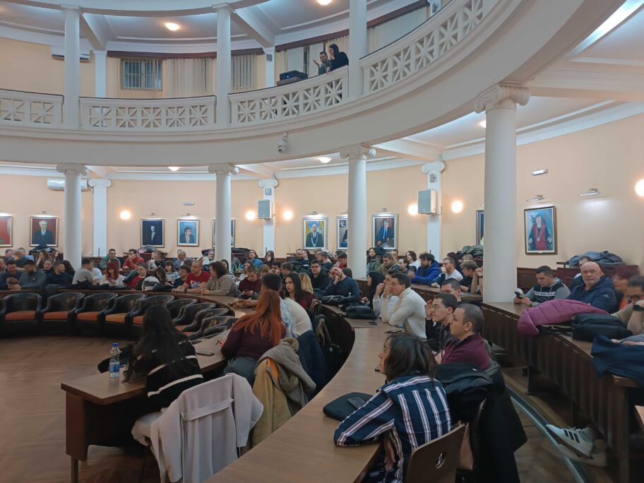 Godinu dana studentske borbe u Nišu: "Dan kada smo ustali i rekli dosta, promena počinje od nas" 2 1000012442