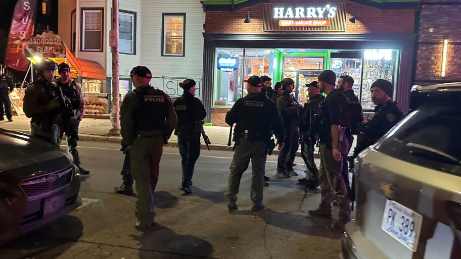 Pucnjava na univerzitetu u Americi: Dvojica mrtvih, potera za osumnjičenim 6 18e1ff70 d8c0 11f0 b755 abac67efd4a8