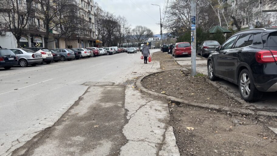 Blato i rupe u Duvaništu nakon postavljanja optičkih kablova, Nišlije mesec dana čekaju sanaciju 5 IMG 4791