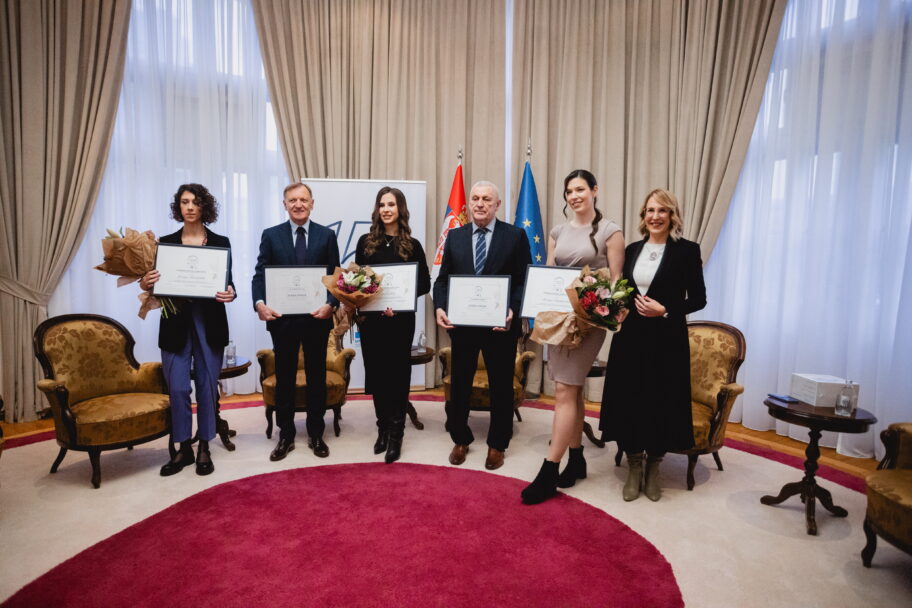 ZA ZENE U NAUCI 2025. Dobitice sa ministrom Dec 2025