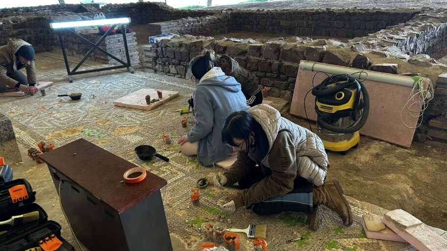 a1c439f8 e616 41f2 ac53 1e730af2c762