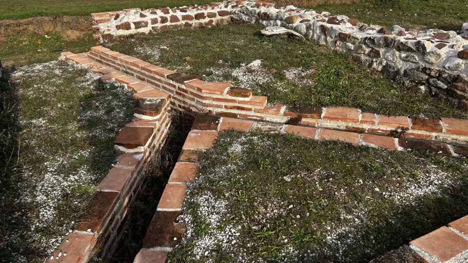 da962ff1 80b3 4d96 8724 57a72e4b4743