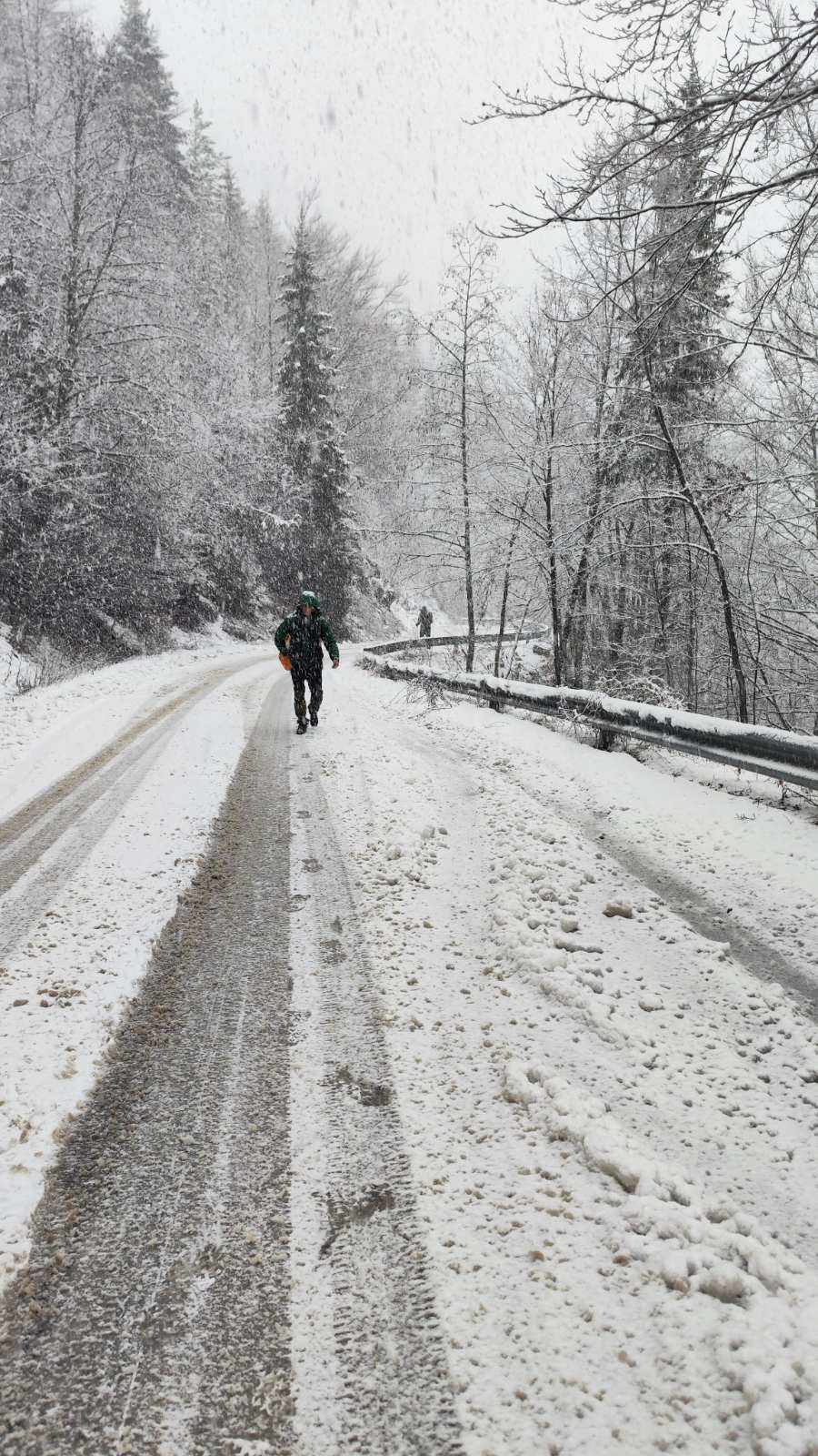 0 02 05 40642663d4fd5799c1af2bb07c1cfda6f06b6c43d84cf6aa955f551f8b7dc8e4 2239ad8de80