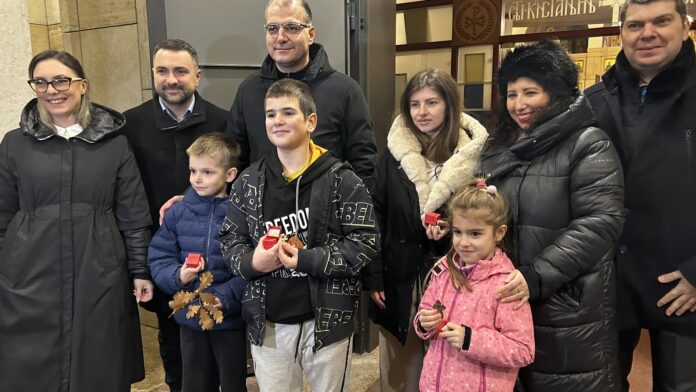 8192f60c ba60 4712 bee2 51a5bfc9bf3b