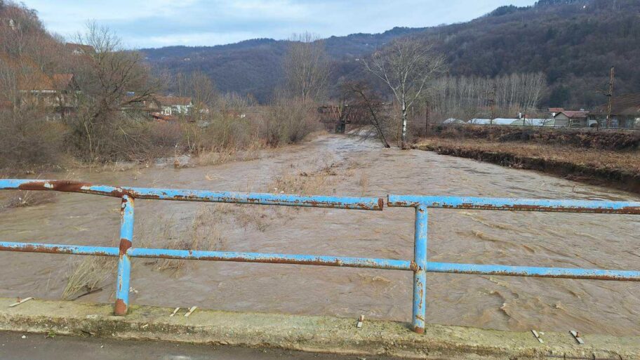 IMG 4e0e582549f7db3b4627a9d30a92092c V