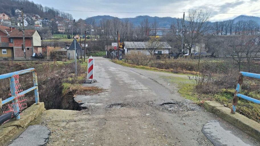 Most kod Predejana propada i plaši meštane, iz Koridora kažu rekonstrukcija ove godine 1 IMG 7caf4888827b665f44453487ac40b6b5 V