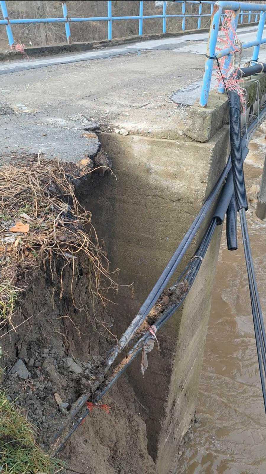 IMG f3bfe6f55b4d3f9fdaa0986a8f0fef1d V