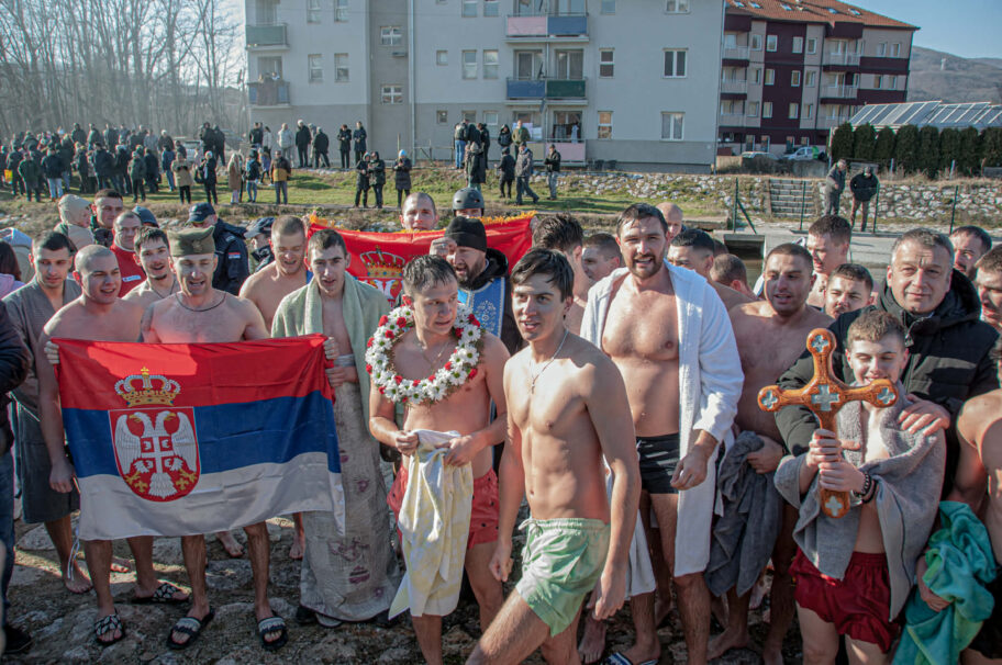 Messenger creation 956FA23B 0D5C 4C36 9A4C 1F97A95E291B