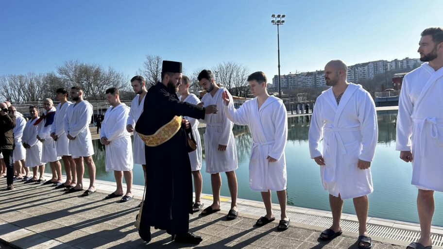 adccf100 2f22 4094 8d68 9d9b6da8bedc