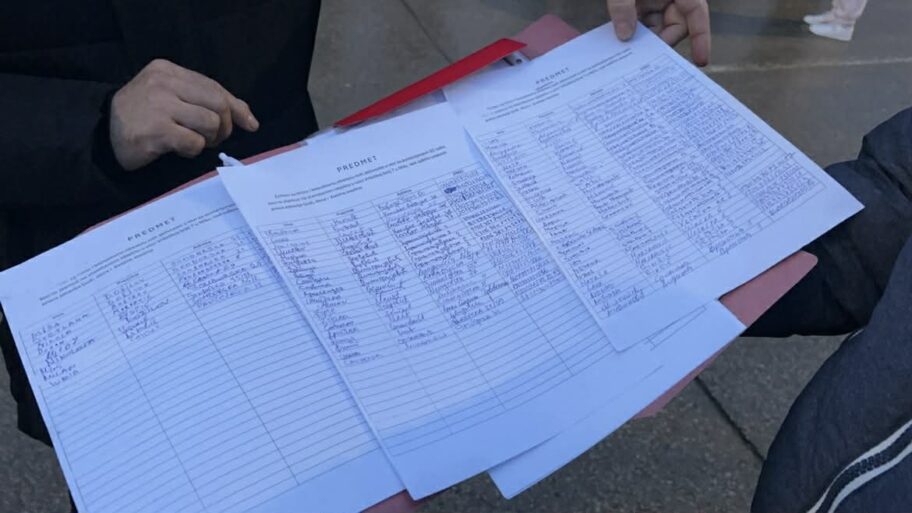 e995ddd8 560b 4fcf 8b98 ac3367e784f4