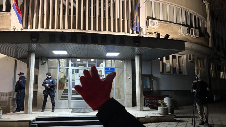 "U Srbiji se više ne ćuti na nepravdu": Održan protest u Nišu zbog upada policije na novosadski Filozofski 3 image00002