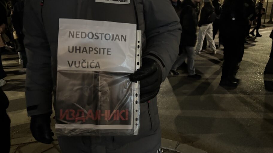 "U Srbiji se više ne ćuti na nepravdu": Održan protest u Nišu zbog upada policije na novosadski Filozofski 2 image00005
