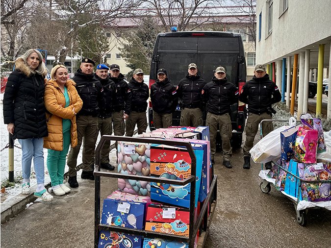 zandarmerija paketici