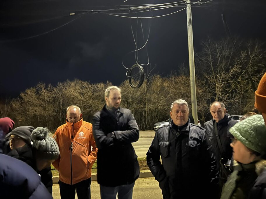 6749acda 15ff 4127 94ed 3d2e653d7d46