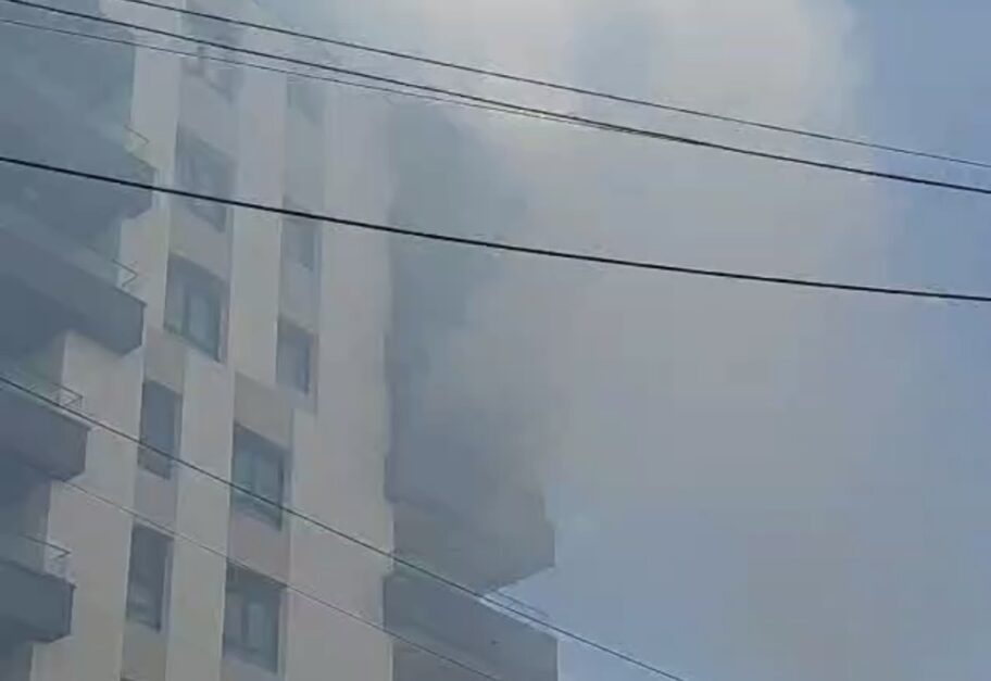 Požar zahvatio zgradu u Vojvode Tankosića u Nišu 8 IMG 9055