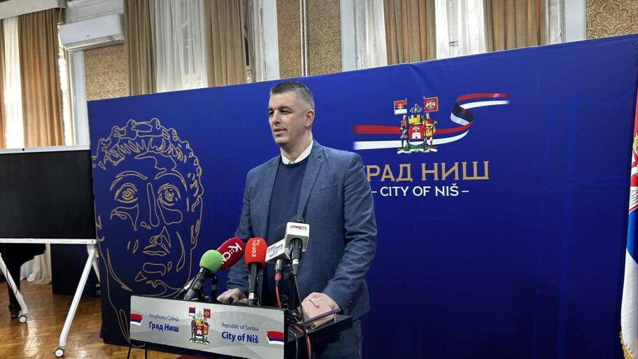 e09e6ba3 6cf0 4c94 8c64 4d127683b2ba