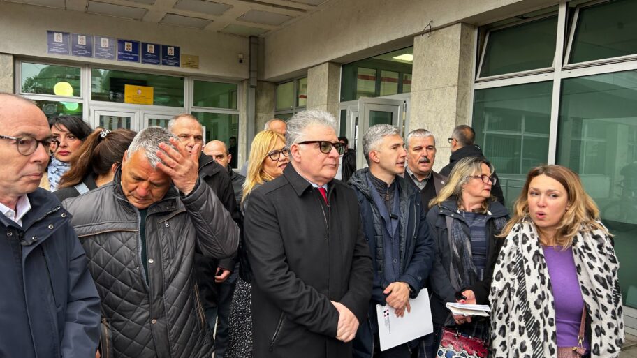 Niška opozicija: Sud krije Novakovićevu presudu zbog kvoruma, uskoro potpisi za nove izbore 2 IMG 6626
