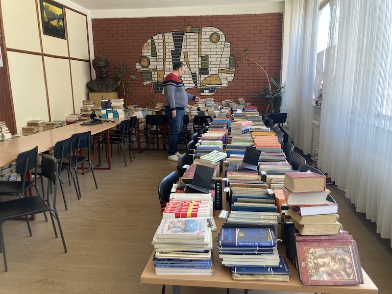Popis knjiga u prokupačkoj Biblioteci, do kraja aprila moguće samo vraćanje 2 biblioteka knjige
