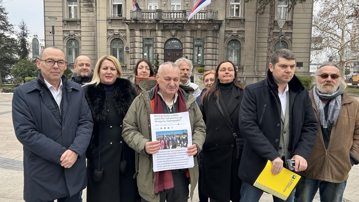 Niški DS se ograđuje od prikupljanja potpisa dela opozicije: "Podrška samo studentskom pokretu" 1 479560702 2788437778004804 98076345548432193 n