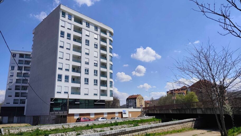 Stanari niškog Bulevara protiv izgradnje novog mosta preko Gabrovačke reke 2 IMG 20260405 133902