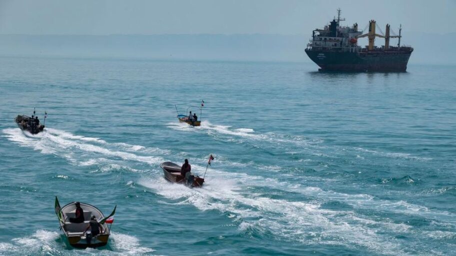Iranska 'flota komaraca': Skup čamaca muči Ameriku u Ormuskom moreuzu 3 e02b90e0 4e14 11f1 bd2e 5b25b00aa23c