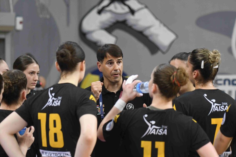 naisa nis foto arkus liga 4