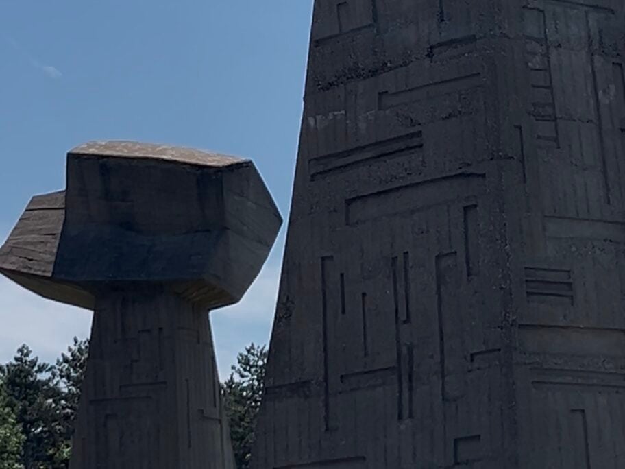 Kako je nastao spomenik Tri pesnice na Bubnju - priča o prostoru i univerzalnom simbolu pobune i slobode 5 IMG 8071