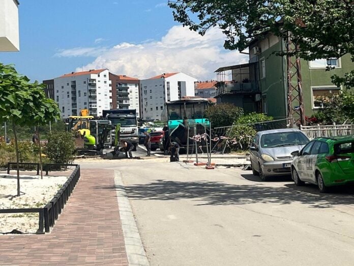 Bez zvanične najave zatvorena Hadži Prodanova ulica u Nišu