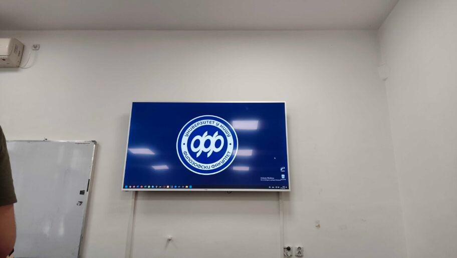 Zaposleni na niškom Filozofskom traže da se brucošima istorije, srbistike i ruskog vrati studiranje na budžetu 2 1000033070