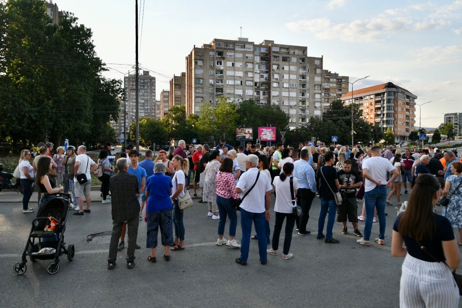 Treći dan protesta Pantelejaca protiv obilaznice: "Ekološki otpad već razbacan, životna sredina ugrožena, a upozorenja na kineskom jeziku" 1 DSC 0573