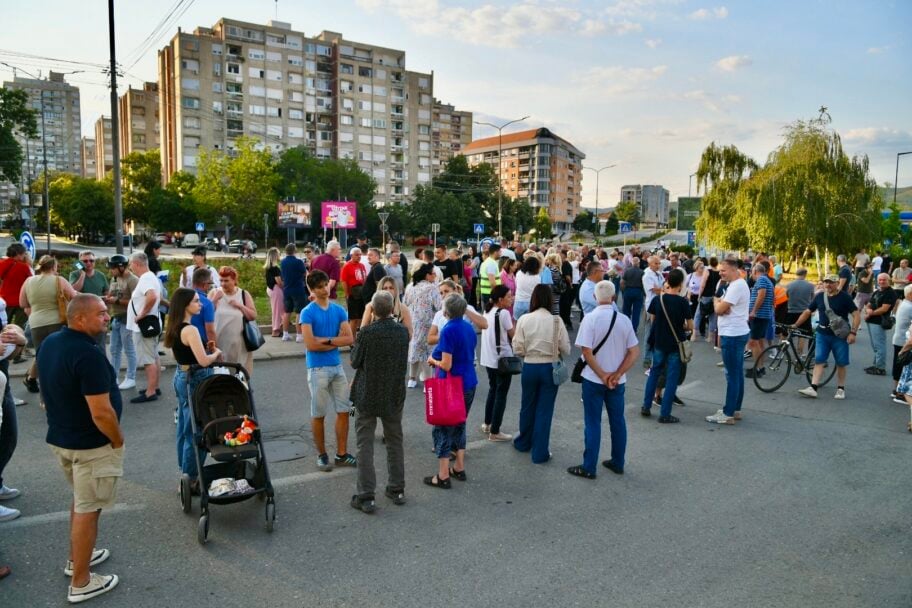 Treći dan protesta Pantelejaca protiv obilaznice: "Ekološki otpad već razbacan, životna sredina ugrožena, a upozorenja na kineskom jeziku" 3 DSC 0574