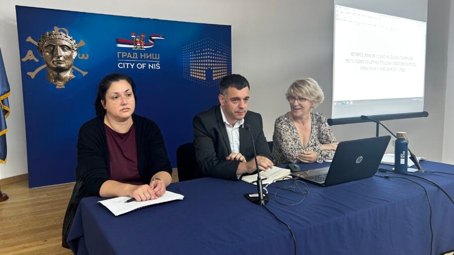 Zahtevi za promenu plana, odgovori o ekološkim rizicima i sumnje “ ko je čiji” - na prezentaciji rešenja za obilaznicu 3 IMG 9374