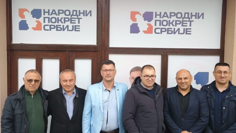 Vođstvo NPS-a u Vranju napustilo stranku jer podržavaju studente, iz centrale tvrde da je taj odbor ranije raspušten 2 keks1